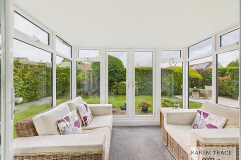 23 Chough Crescent, St Austell, PL25 3AY
