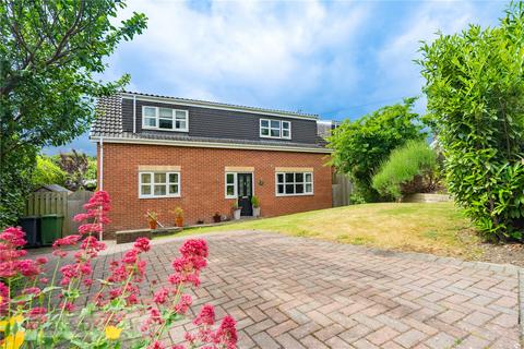 4 bedroom detached house for sale, Gilthwaites Lane, Denby Dale, Huddersfield, West Yorkshire, HD8