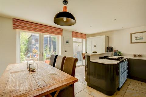undefined, Island Close, Albert Village