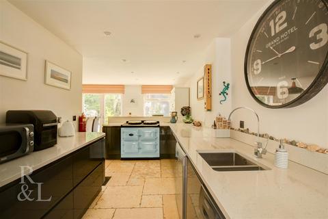 undefined, Island Close, Albert Village