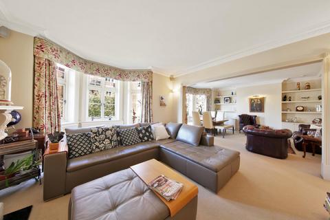 undefined, Abingdon Villas, London