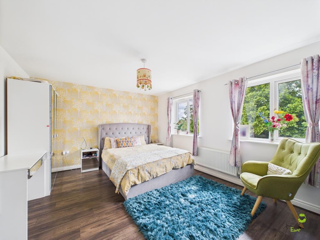 Nicoleta Ewemove Bexleyheath Darwin Avenue The Bri
