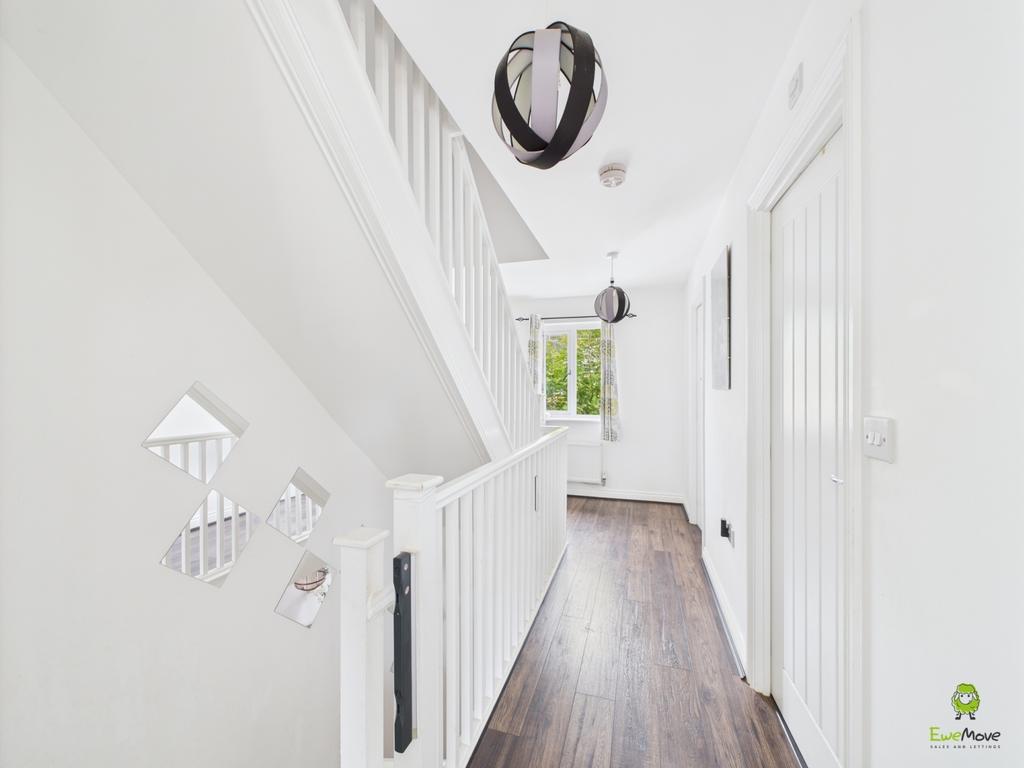 Nicoleta Ewemove Bexleyheath Darwin Avenue The Bri