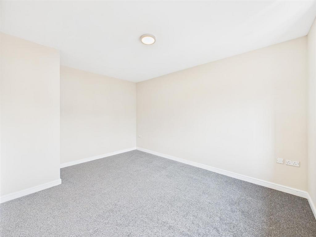 Bedroom: