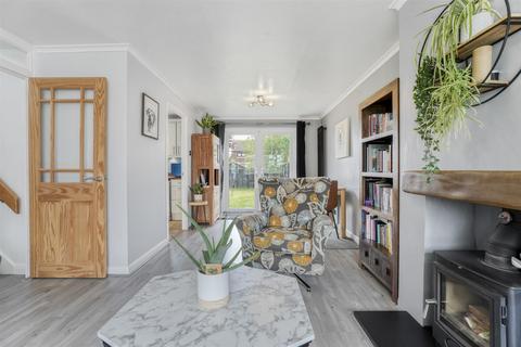 107 Hunter Drive, Bletchley, Milton Keynes, MK2 3LY