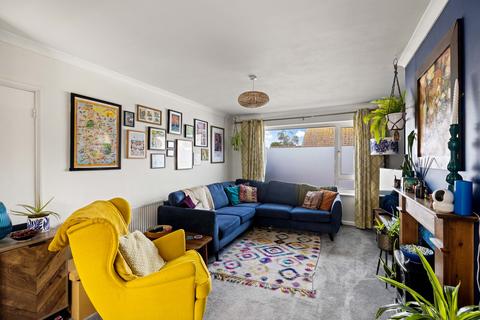 43 Firs Close, Folkestone, CT19 4HZ
