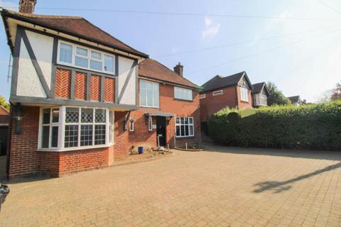 undefined, Old Bedford Road, Luton, Bedfordshire