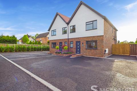 4 bedroom semi-detached house for sale, Bridgefield Close, Banstead, SM7