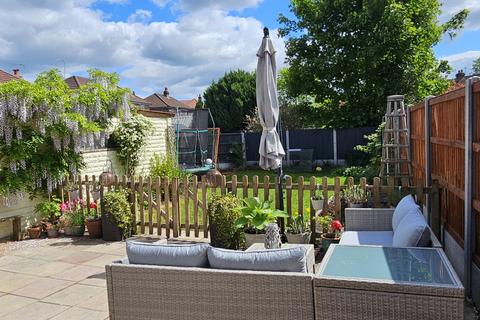12 Aber Road, Cheadle, SK8 2ES