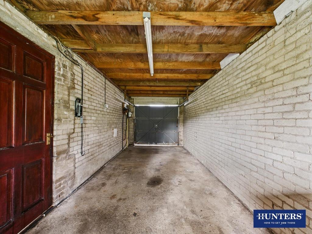 Attached Garage