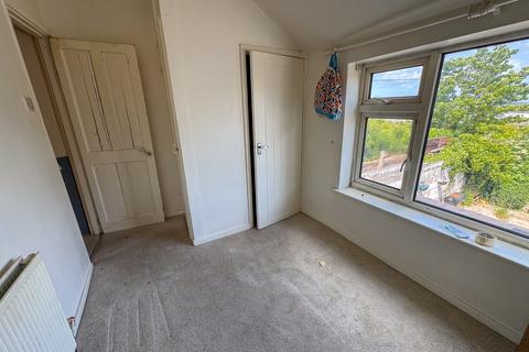 2 bedroom terraced house for sale, 177 Chester Road, Oakenholt, Flint, Flintshire CH6 5DY