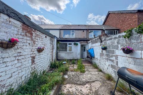 2 bedroom terraced house for sale, 177 Chester Road, Oakenholt, Flint, Flintshire CH6 5DY