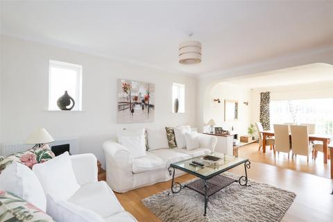 4 bedroom detached bungalow for sale, Hill Top Rise, Grenoside