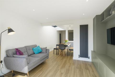76 Clifton Road, Kingston Upon Thames, KT2 6PJ