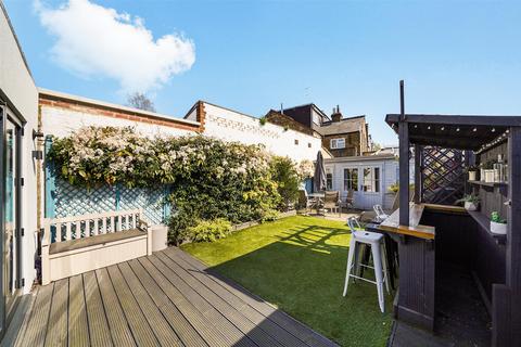 76 Clifton Road, Kingston Upon Thames, KT2 6PJ