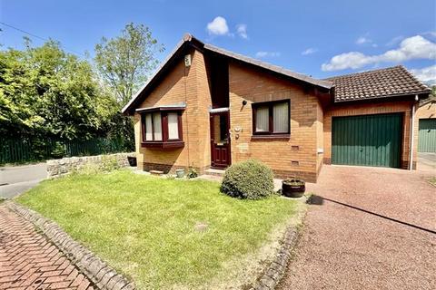 2 bedroom bungalow for sale, Grove House Court, Sheffield, S17 4EA