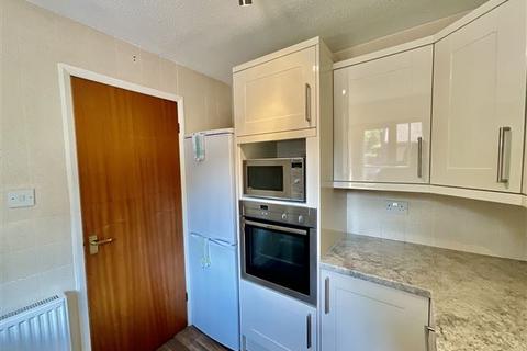 2 bedroom bungalow for sale, Grove House Court, Sheffield, S17 4EA