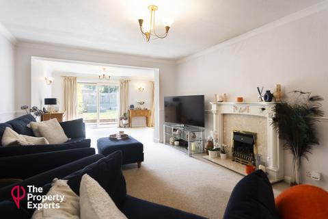 4 bedroom semi-detached house for sale, Telford Crescent, Reading, RG5