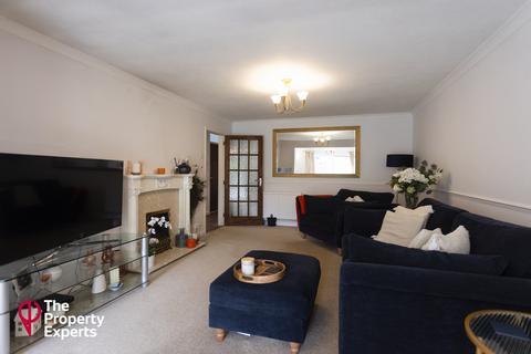 4 bedroom semi-detached house for sale, Telford Crescent, Reading, RG5