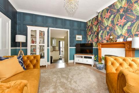 1 bedroom ground floor flat for sale, Wilton Park Road, Shanklin, Isle of Wight