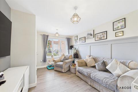 2 bedroom end of terrace house for sale, Pembroke Way, Burton-on-Trent DE14