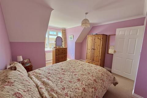 3 bedroom detached house for sale, The Nurseries, Freshwater