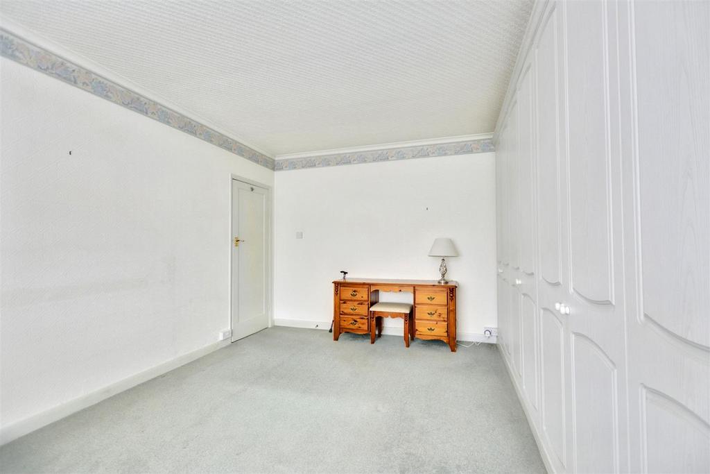 Bedroom 1 2.jpeg