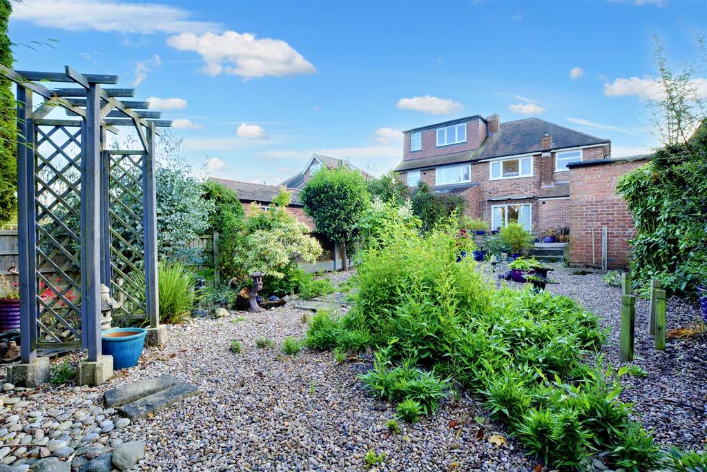 Garden 2.jpeg
