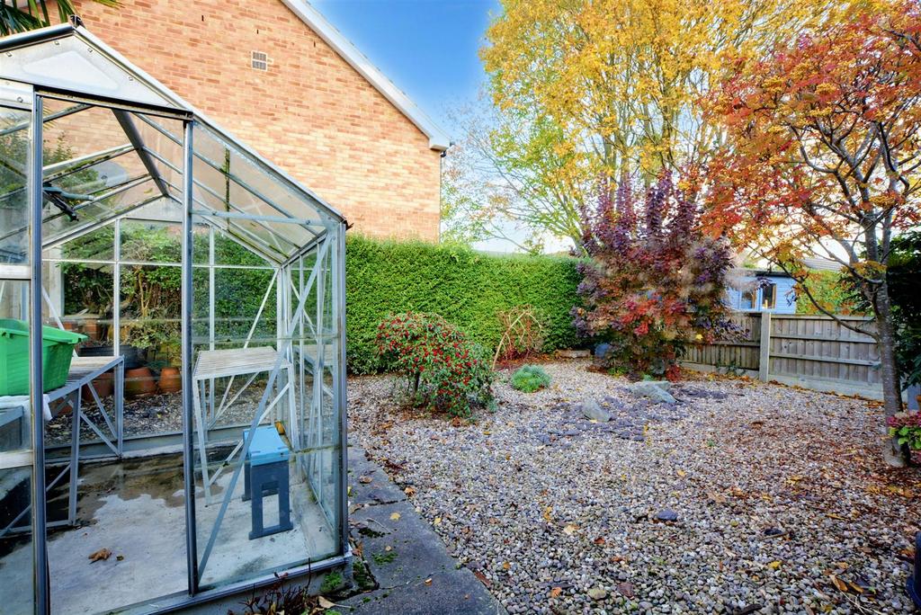 Rear Garden 1.jpeg