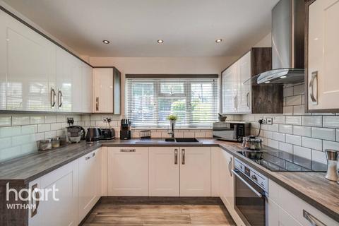 32 Darnet Road, Tollesbury, Maldon, CM9 8XG