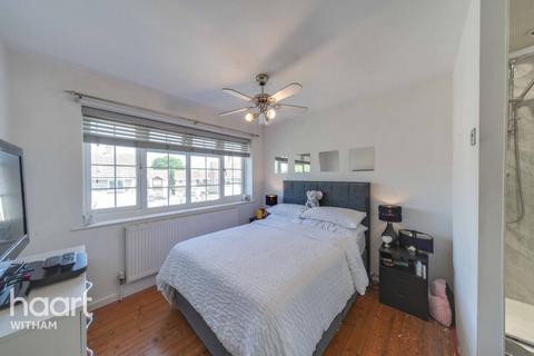 32 Darnet Road, Tollesbury, Maldon, CM9 8XG