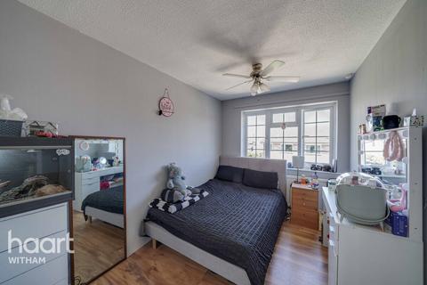 32 Darnet Road, Tollesbury, Maldon, CM9 8XG