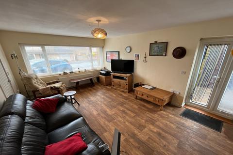 12 Firth Drive, St Bees, CA27 0EY