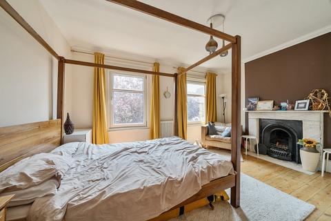 3 bedroom terraced house for sale, Alloa Road, London, SE8