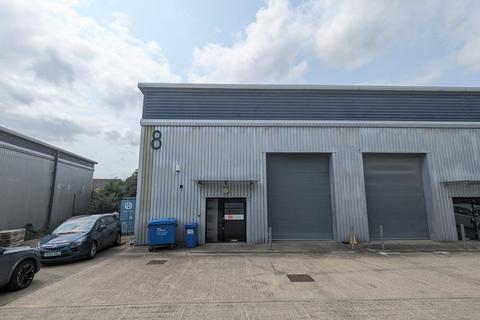 Warehouse to rent - Unit 8, Kingley Park, Kings Langley, WD4 8GW