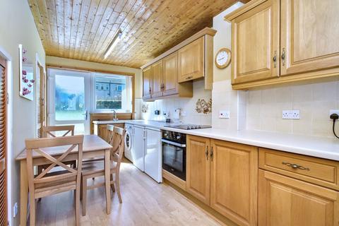 43 Eskvale Drive, Penicuik, EH26 8JQ