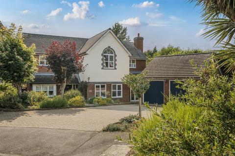 5 bedroom detached house for sale, Emperor Close, Berkhamsted