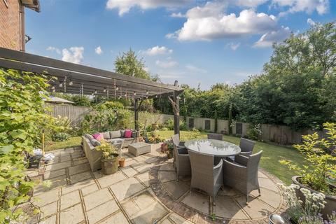 5 bedroom detached house for sale, Emperor Close, Berkhamsted