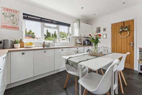75 Cowley Mill Road, Uxbridge, UB8 2QE