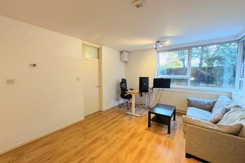 1 bedroom flat for sale, Victoria Villas, Richmond TW9