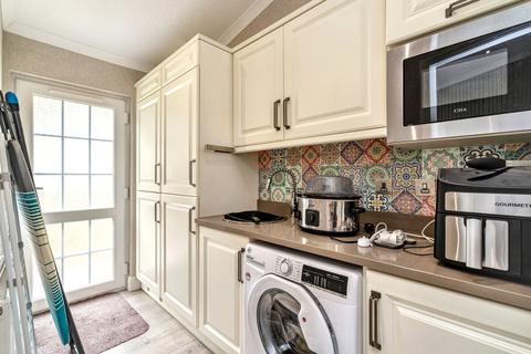 2 bedroom park home for sale, Norwich, Norfolk, NR10