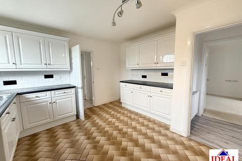 24 Hawthorne Crescent, Skellow, Doncaster, DN6 8HU