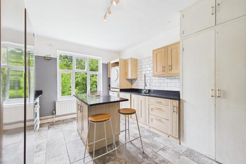 6 Rectory Gardens, Beckenham, BR3 1HN