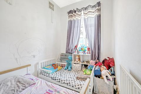 3 Dunton Road, Romford, RM1 4AH