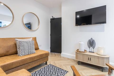 1 bedroom in a house share to rent, 40 Stanley Street, Fairfield, L7