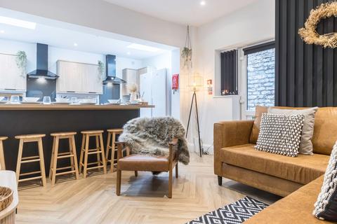 1 bedroom in a house share to rent, 40 Stanley Street, Fairfield, L7