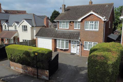 4 bedroom detached house for sale, 22 Butts Lane, Danbury