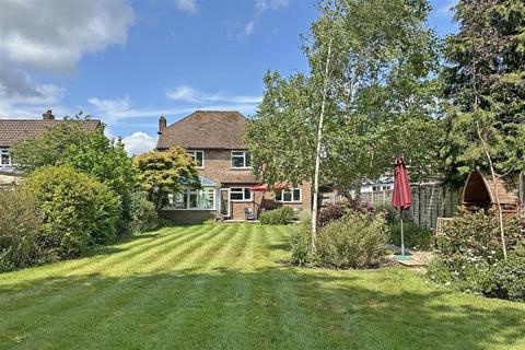 undefined, London Road South, Merstham