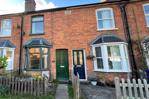 2 bedroom terraced house for sale, Petworth Road, Chiddingfold, Godalming, Surrey, GU8