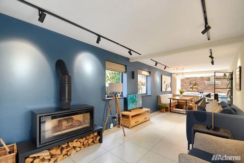 4 bedroom detached house for sale, Park Road, Higher Runcorn